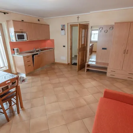 Baita Nicolo Apartment Livigno Exterior photo