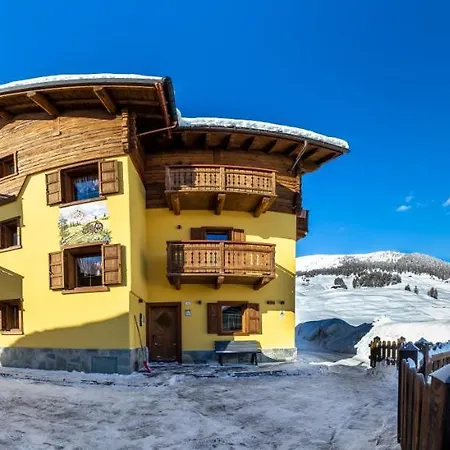 Baita Nicolo Apartment Livigno Exterior photo