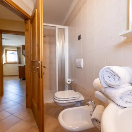 Baita Nicolo Apartment Livigno Room photo